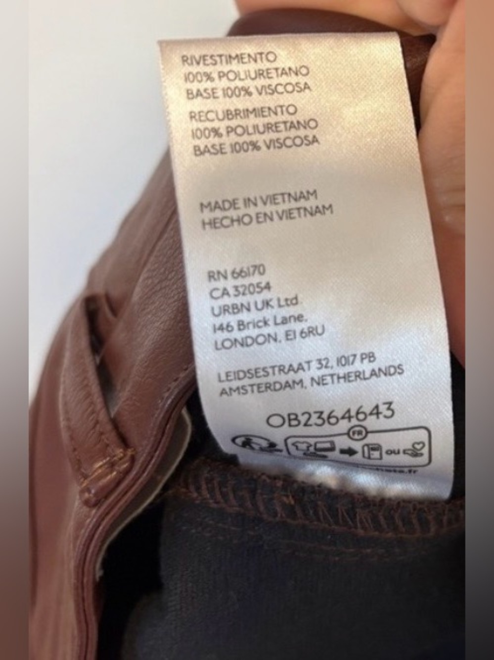 Pilco The Rylan Faux-Leather High-Rise Flare Pants / Size 26 / NWT /Retails $148 - Picture 8 of 8